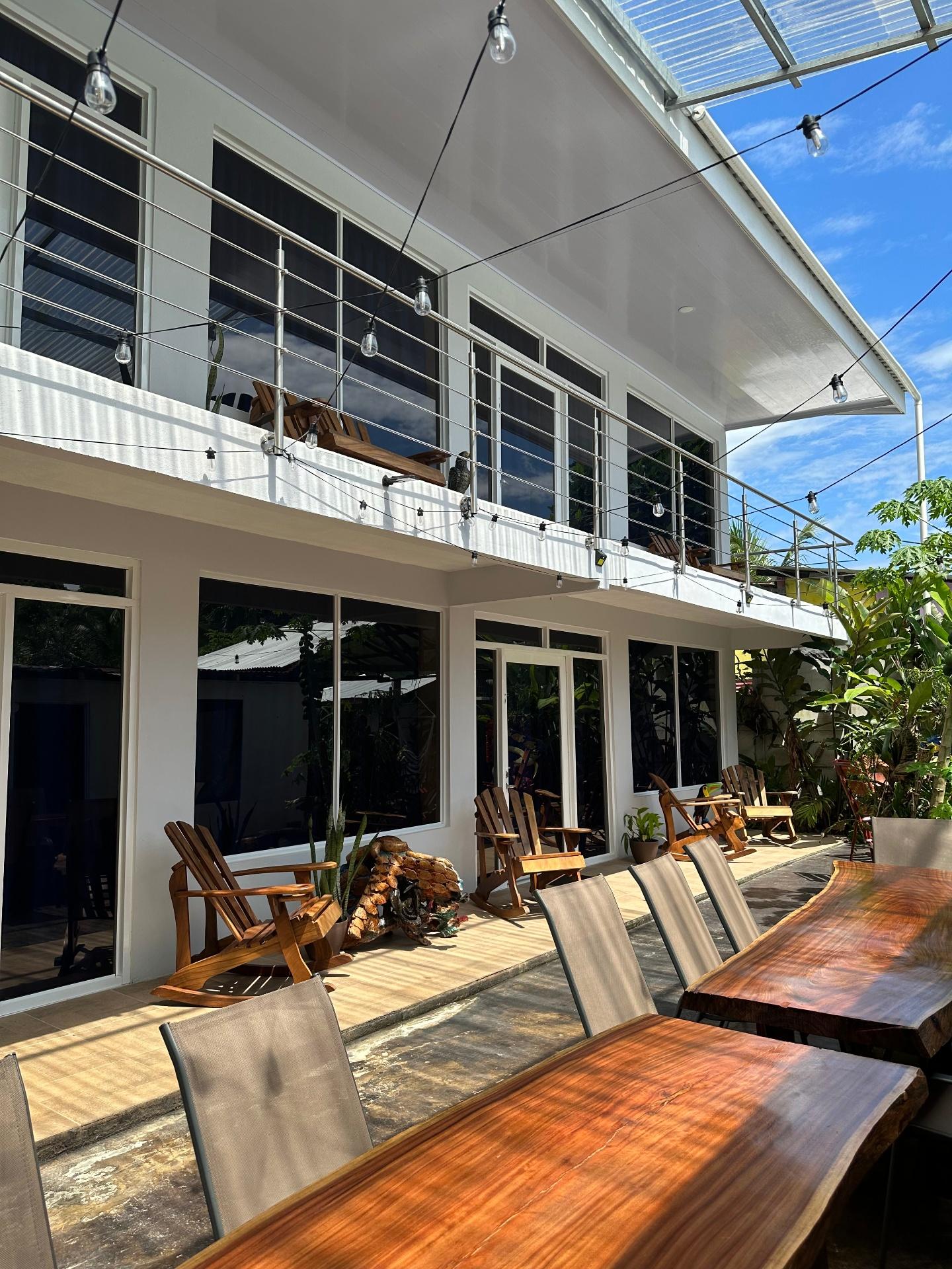 hotel exterior dining